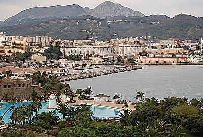 Ceuta Ferry haven en stad