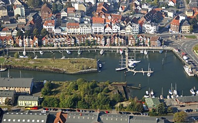 Cuxhaven Marina nad Ferry haven