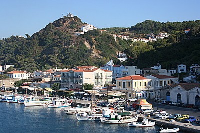 Karlovassi Ferry haven