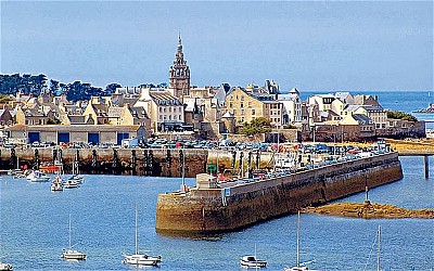 Roscoff Ferry haven