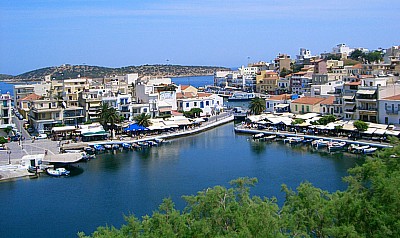 Sikinos Ferry haven